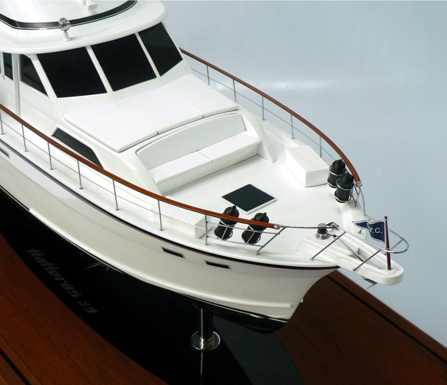 Custom Models - Hatteras - Hatteras 53 "Gumbo" - Abordage