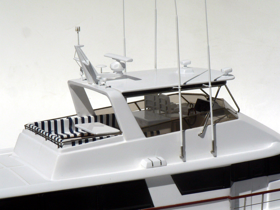 Custom Models - Hatteras - Hatteras 74 "Nasus" - Abordage
