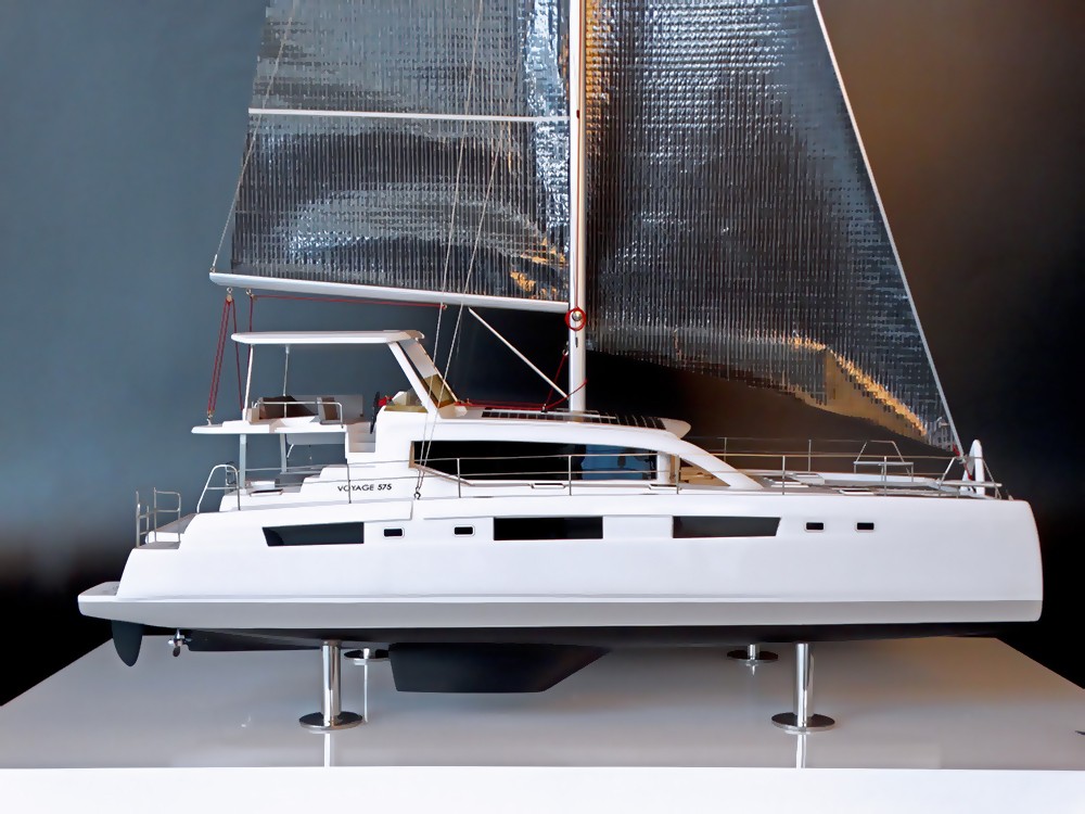 Custom Models - Voyage Yachts - Voyage 575 catamaran custom model - Abordage
