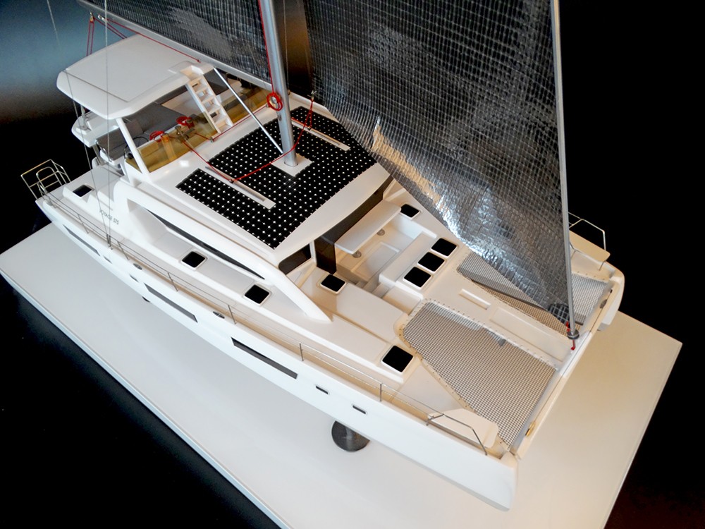 Custom Models - Voyage Yachts - Voyage 575 catamaran custom model - Abordage
