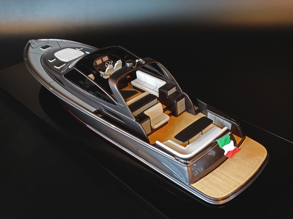 Custom Models - Palm Beach Motor Yachts - Palm Beach 60 GT custom model - Abordage