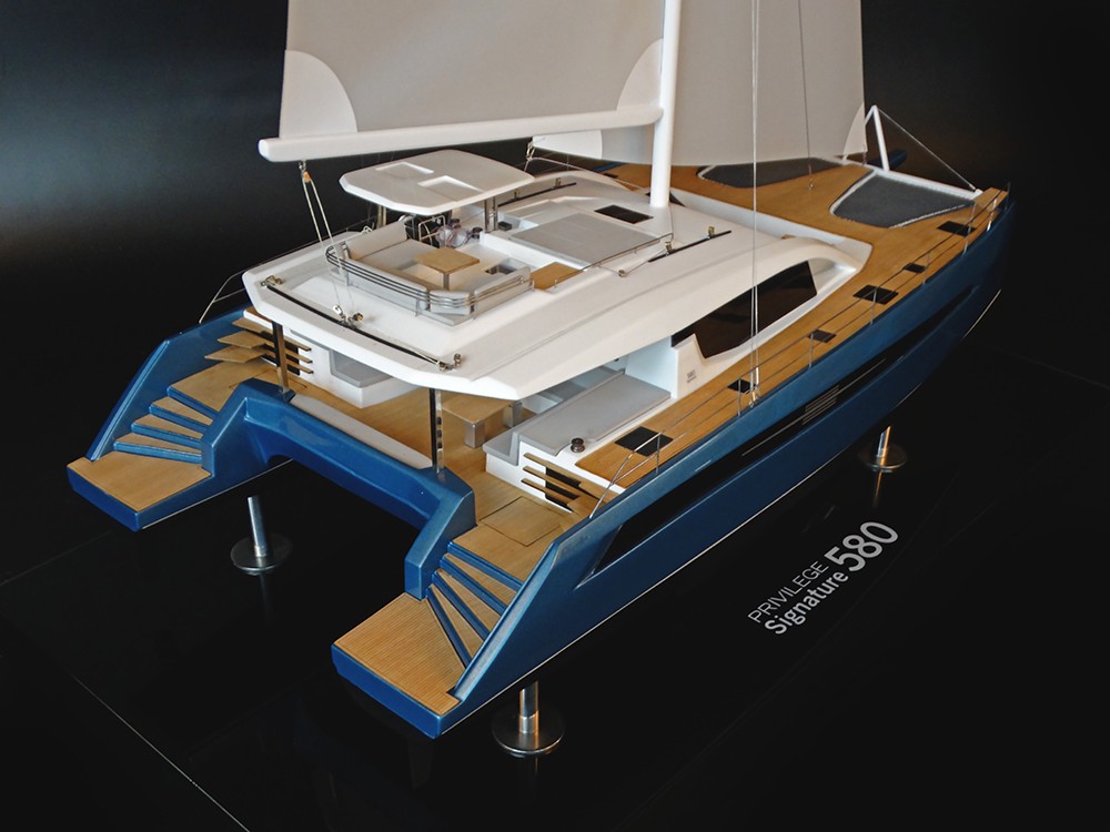 Custom Models - Privilège Marine - Privilege 580 Signature custom model - Abordage