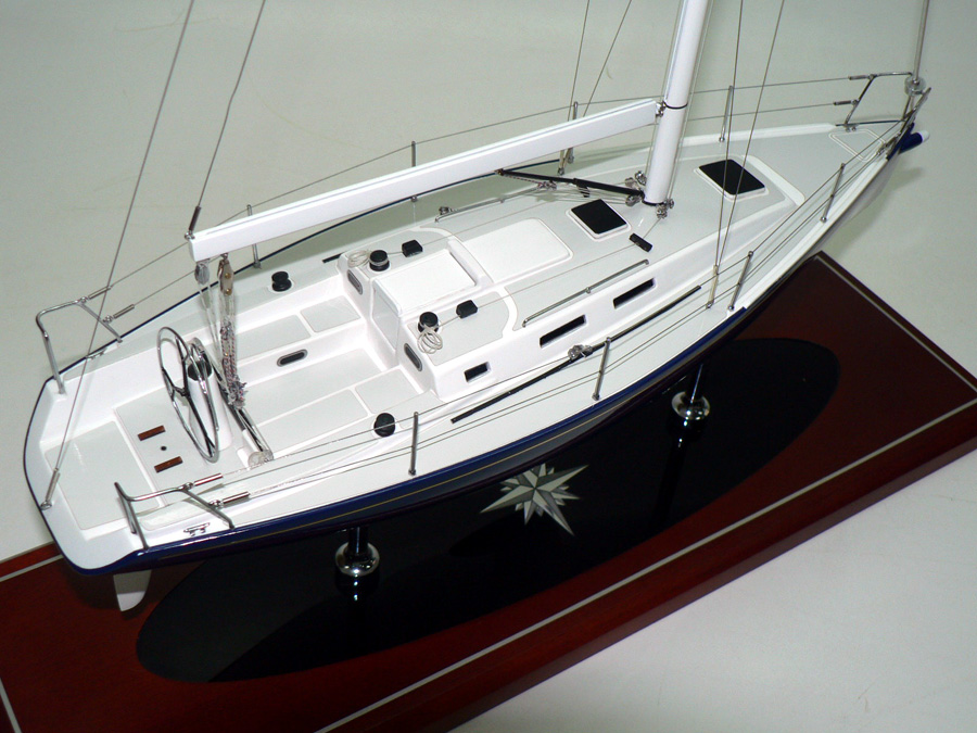 Custom Models - JBoats - JBoats J109 "Pen Azen" - Abordage