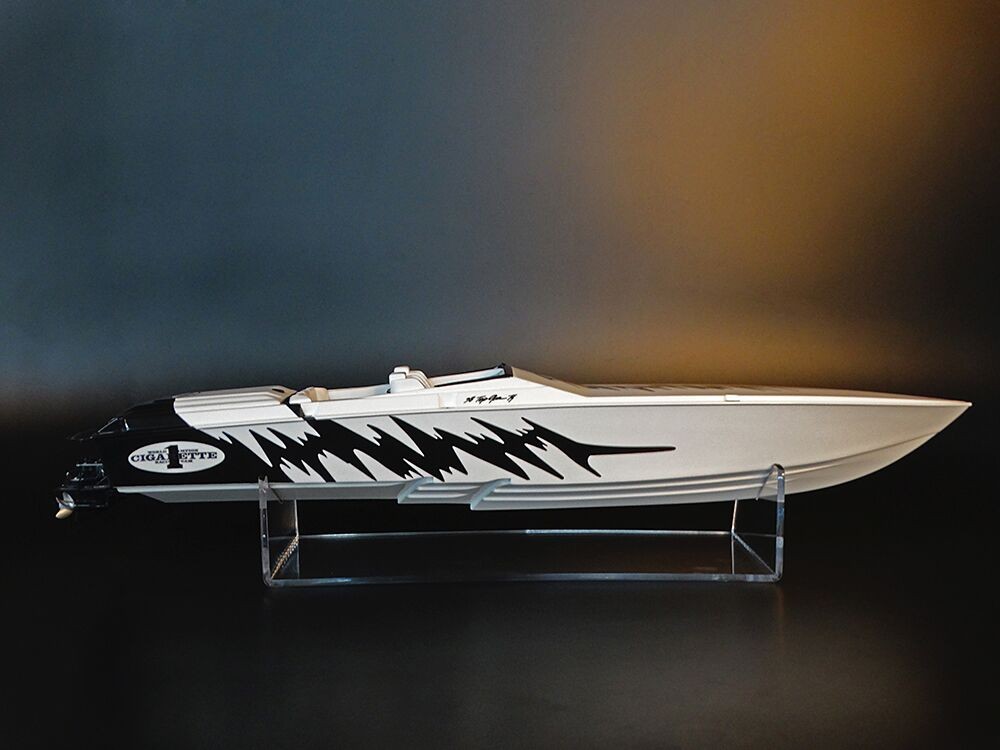 Custom Models - Cigarette - Cigarette 38 Top Gun custom model - Abordage