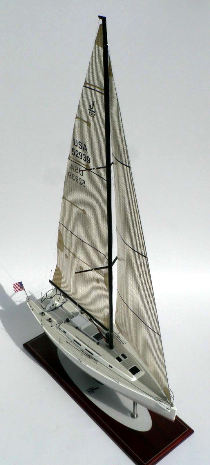Custom Models - JBoats - JBoats J/122 "Team Work" - Abordage