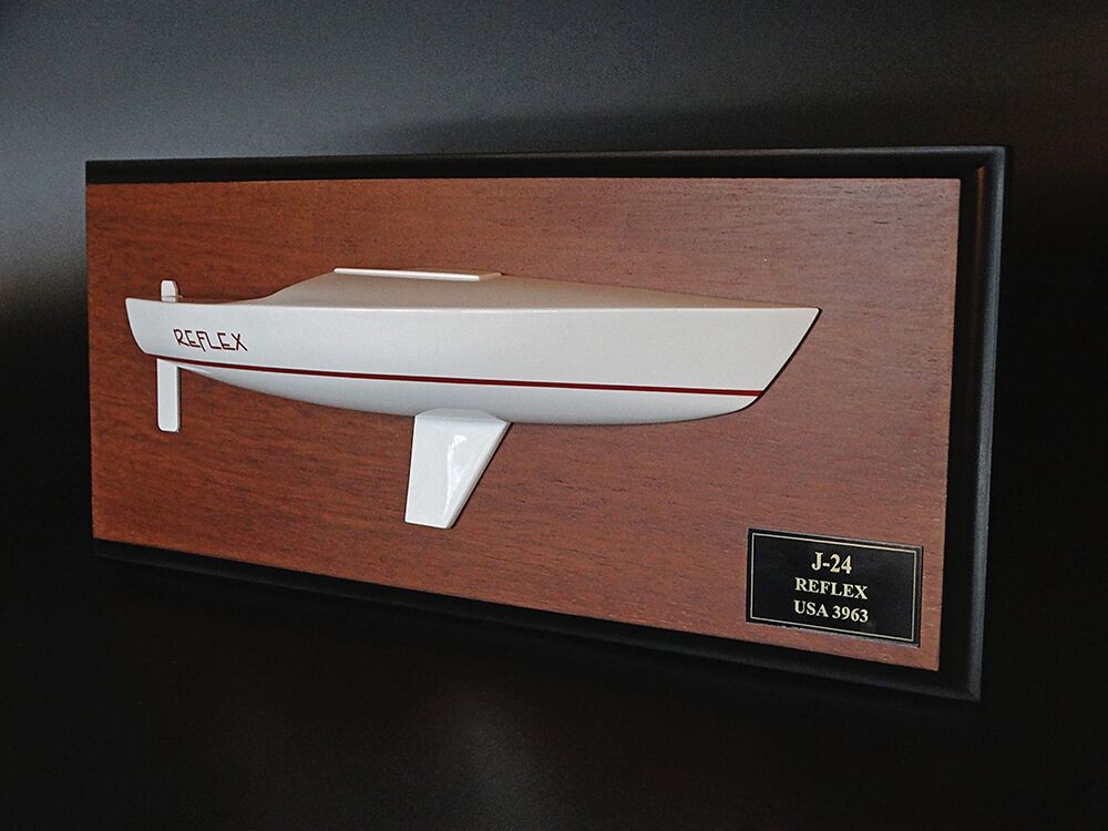 Custom Half Models - JBoats - J24 custom half model with cabin and cockpit only - Abordage