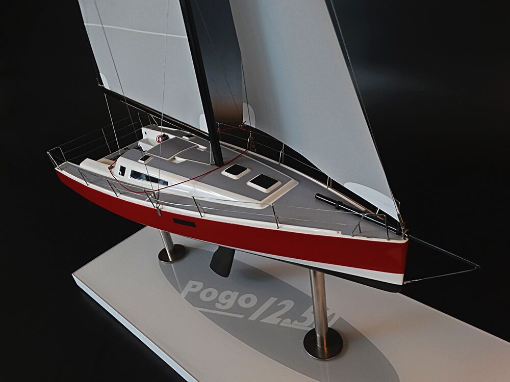 Custom Models - Pogo Structures - POGO 12,50 custom model 2019 - Abordage