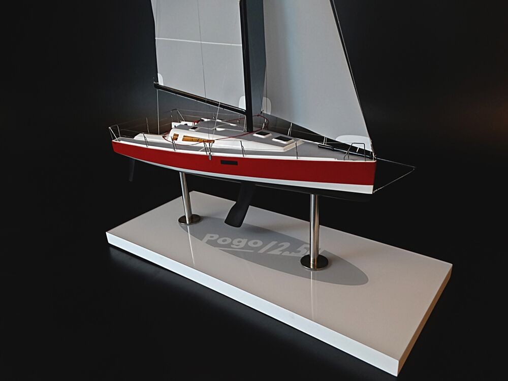 Custom Models - Pogo Structures - POGO 12,50 custom model 2019 - Abordage