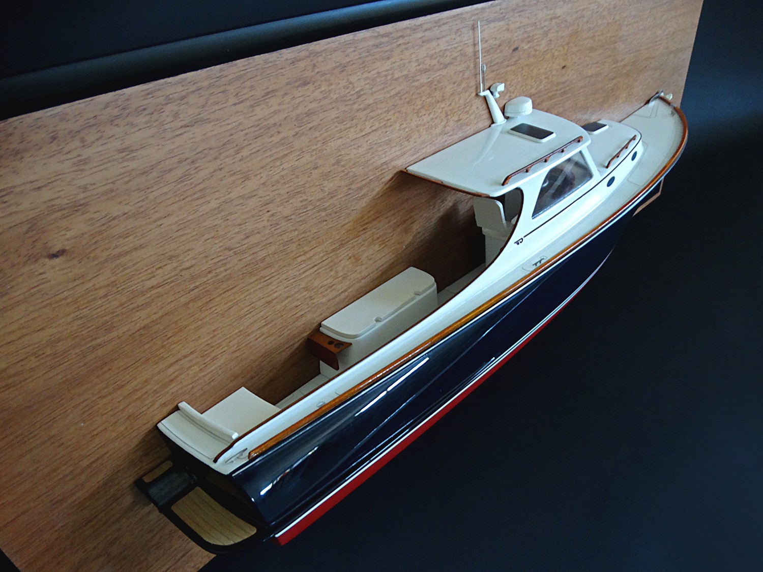 Custom Half Models - Hinckley - Hinckley Picnic 36 Classic half model - Abordage