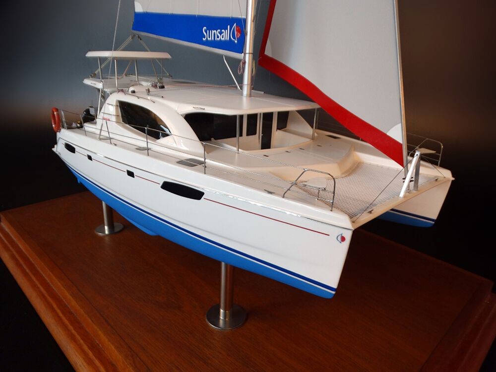 Custom Models - Leopard Catamarans - Leopard 44 Catamaran - Abordage