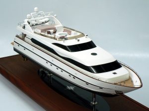 Custom Models - Monte Fino - Monte Fino 115 "Miracle" - Abordage