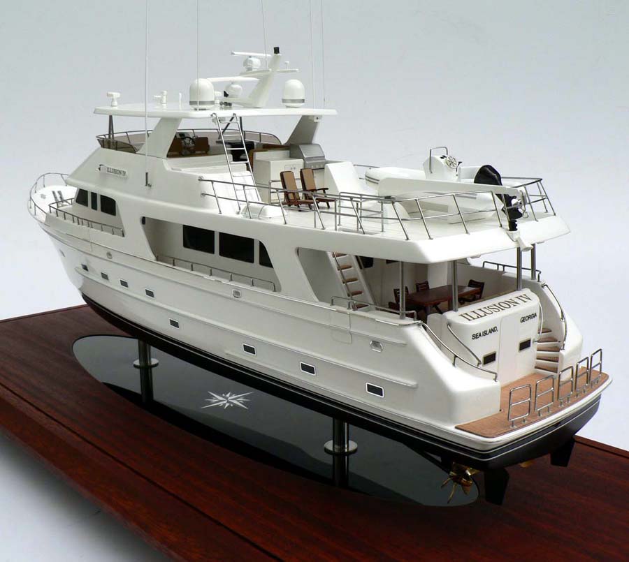 Custom Models - Outer Reef - Outer Reef 80 "Illusion IV" - Abordage