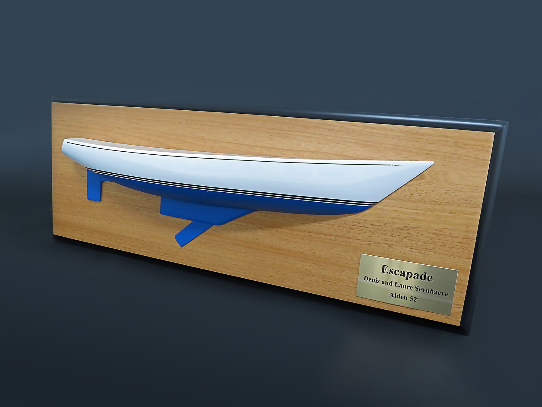 Custom Half Models - JOHN G. ALDEN DESIGN - Alden 52 centerboard half hull - Abordage