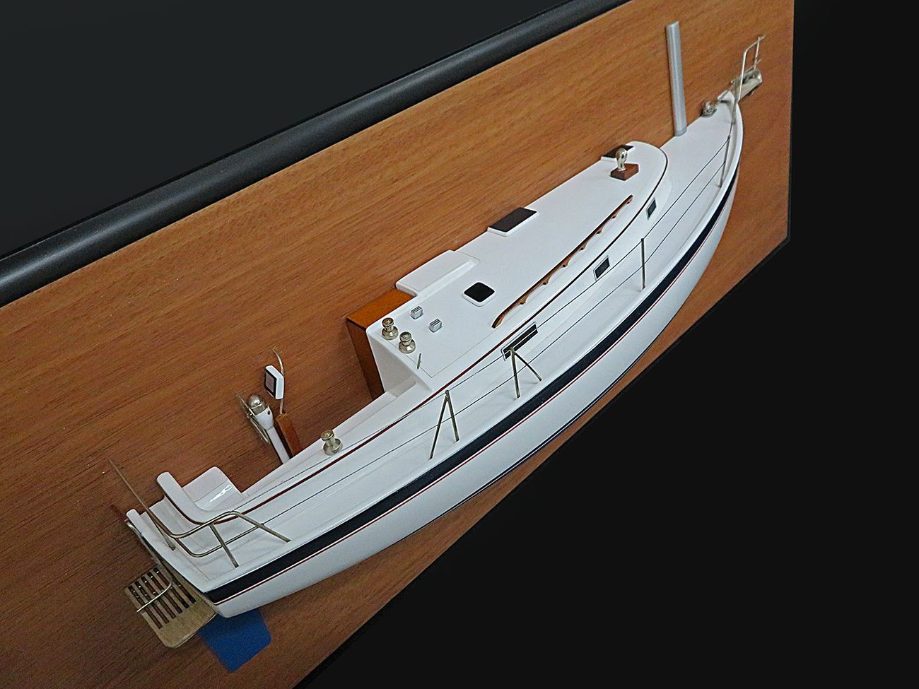Custom Half Models - - Nonsuch 33 half model with deck details - Abordage