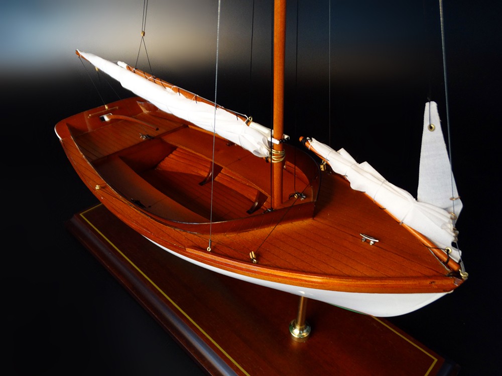 Yates clásicos - - Herreshoff 12 1/2 1914 - Abordaje