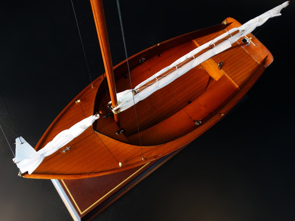 Yates clásicos - - Herreshoff 12 1/2 1914 - Abordaje