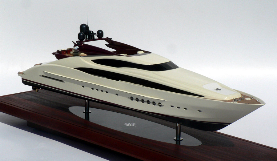 Custom Models - Palmer Johnson - Palmer Johnson 150 - Abordage