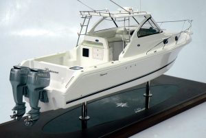 Custom Models - Pursuit - Pursuit OS 315 Offshore "Capanna" - Abordage