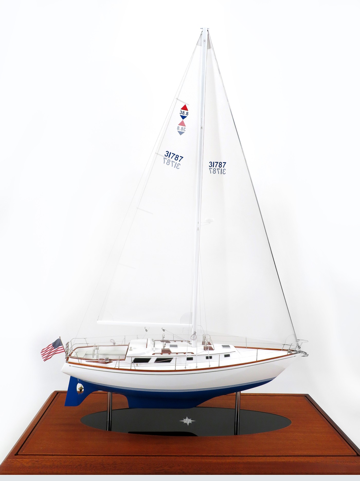 Custom Models - Bristol Sailboats - Bristol 38.8 No. 60 - year 1987 custom model - Abordage