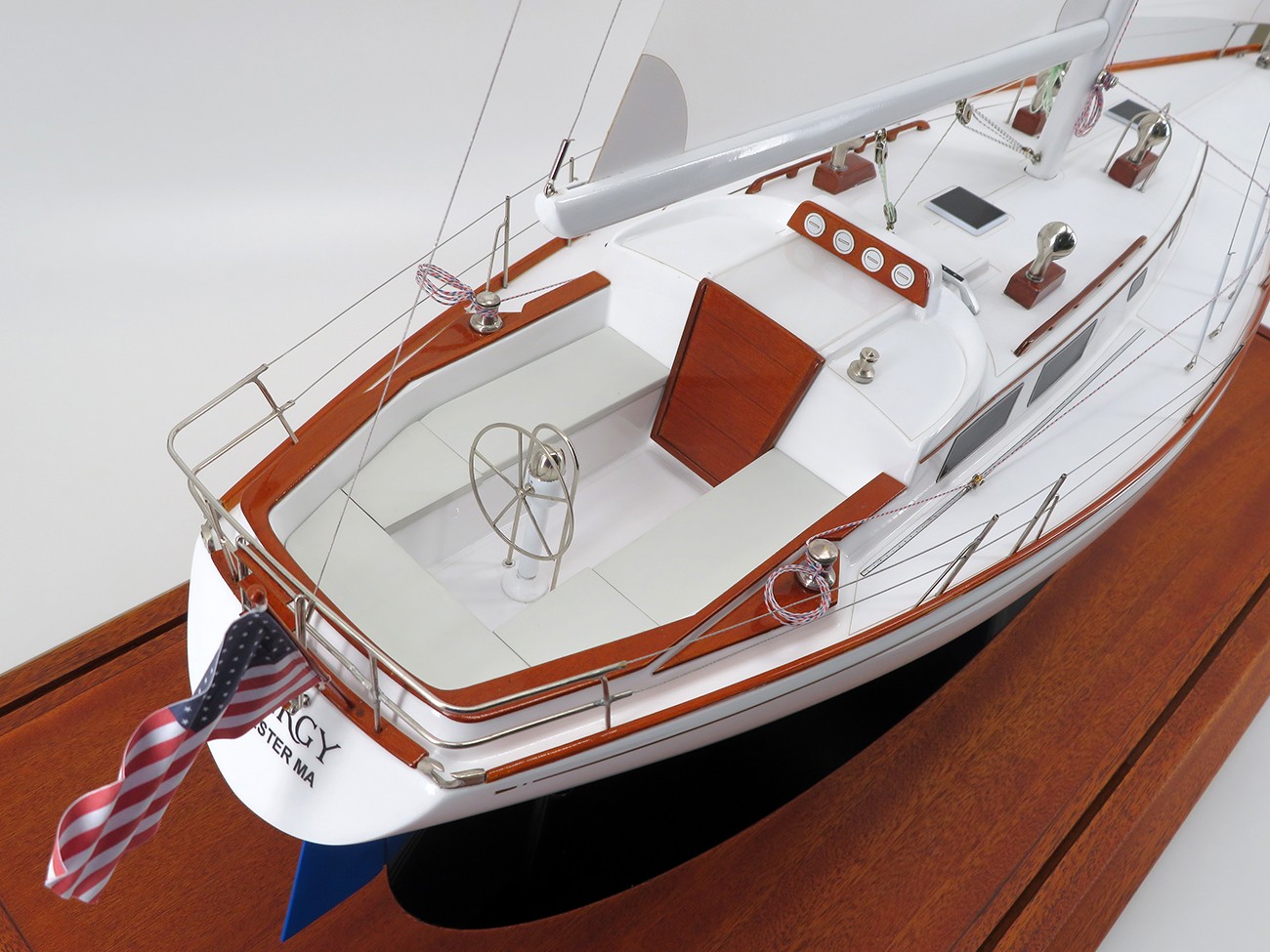 Custom Models - Bristol Sailboats - Bristol 38.8 No. 60 - year 1987 custom model - Abordage