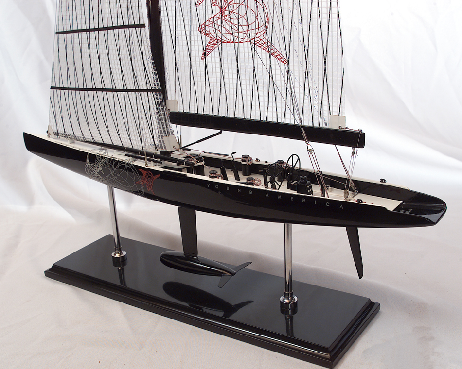 America's Cup Boats - - Young America 2000 - Abordage