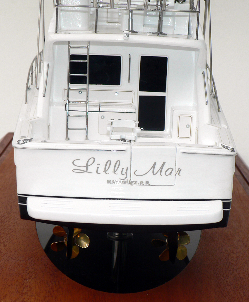 Custom Models - Riviera - Riviera 47 Open Flybridge - Abordage