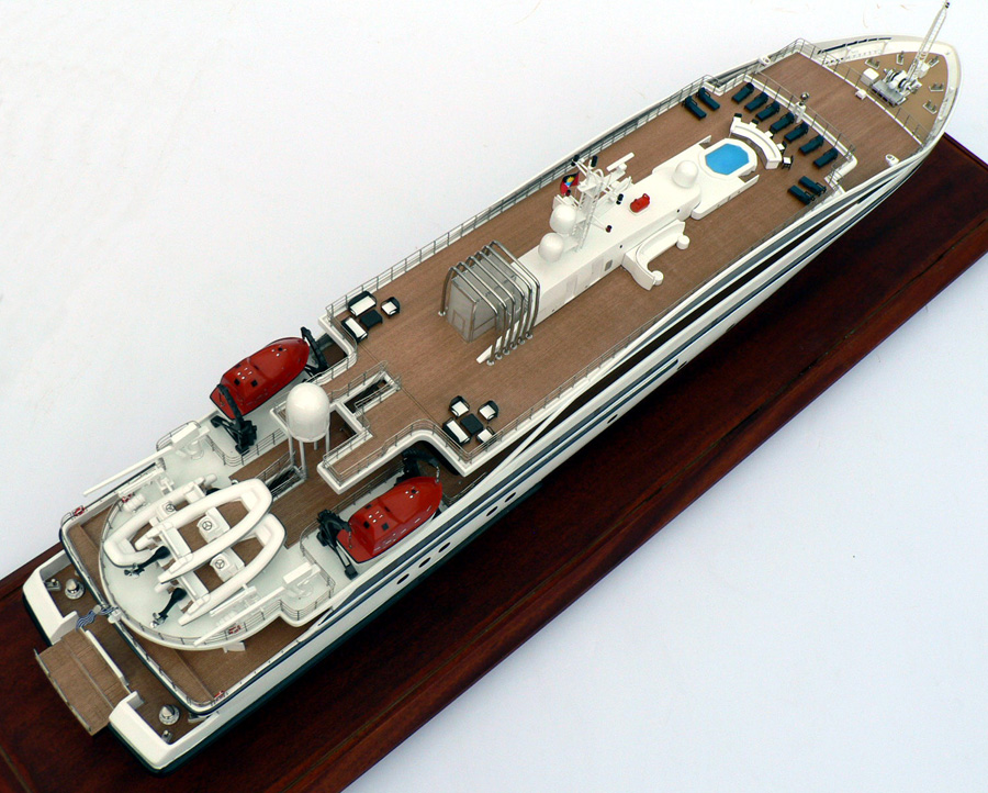 Custom Models - RM Elegant - RM Elegant "Piraeus" - Abordage