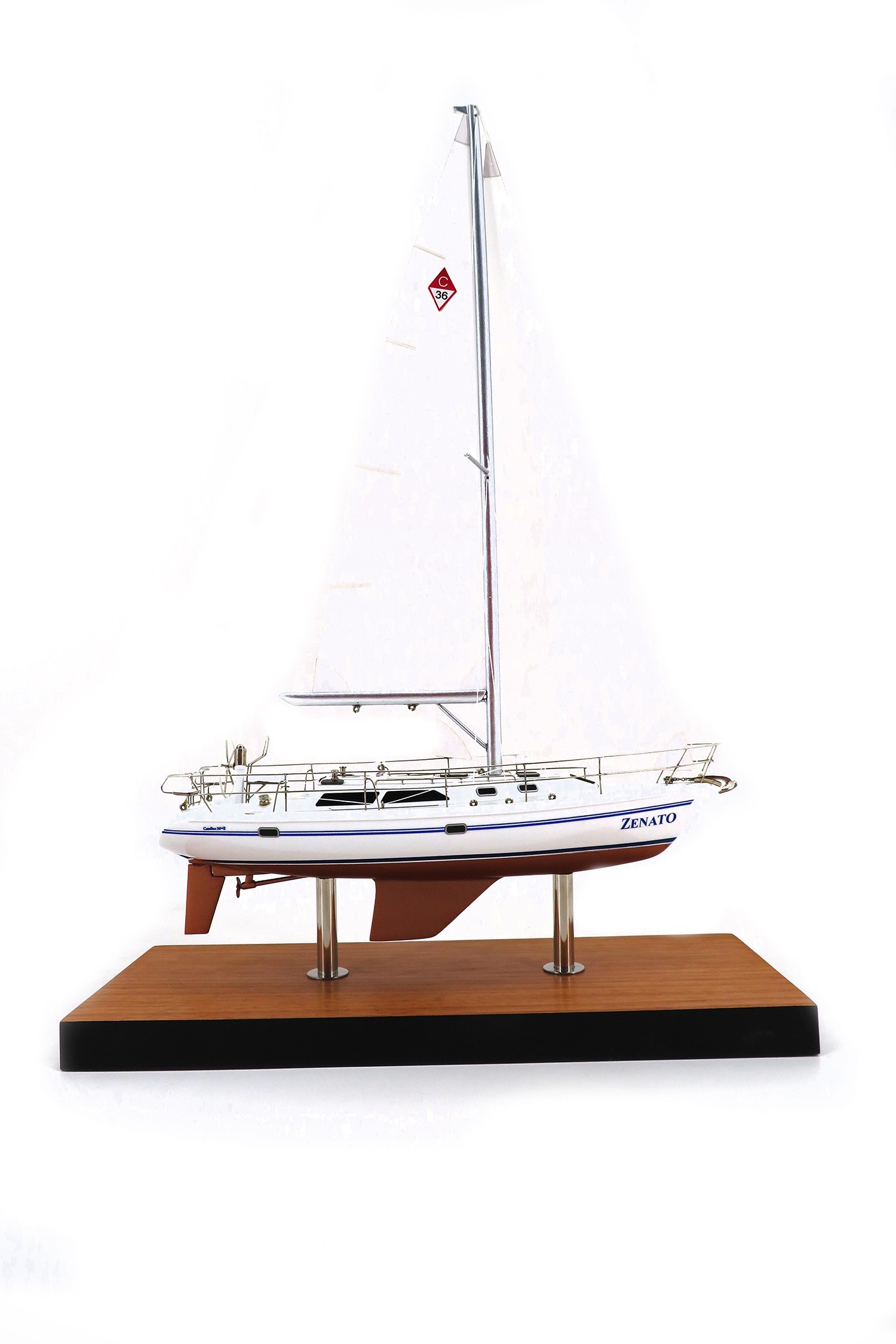 Custom Desk Models - Catalina - Catalina 36 MKII custom desk model - Abordage