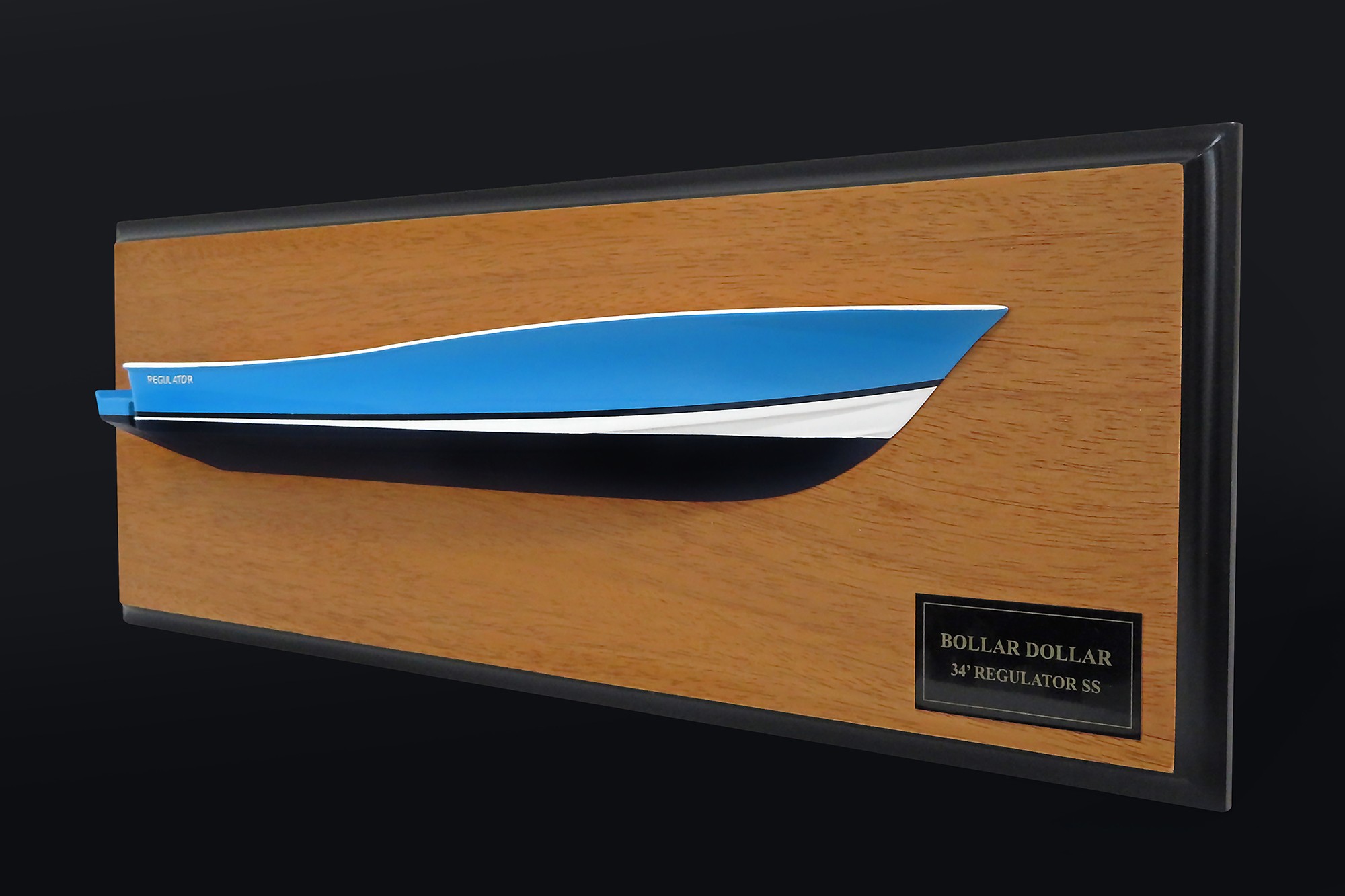 Custom Half Models - Regulator Marine - Regulator 34 custom half hull - Abordage