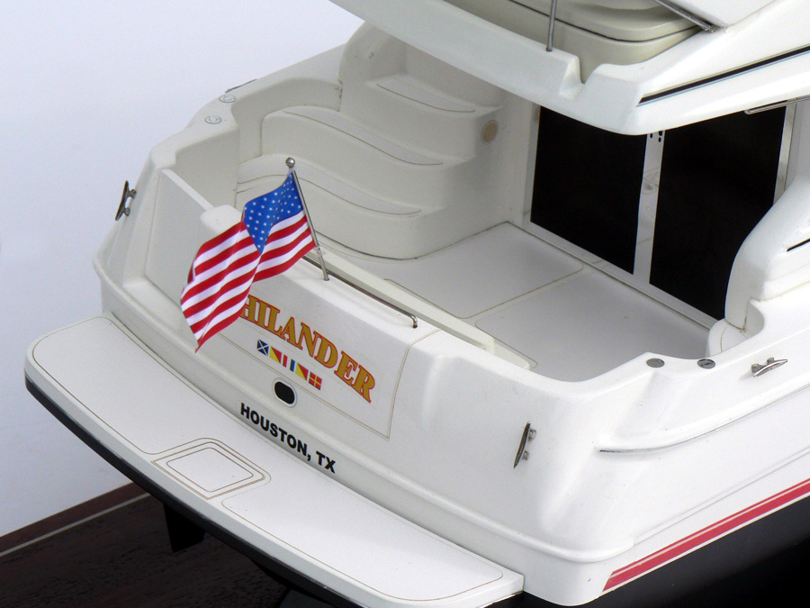 Custom Models - Sea Ray - Sea Ray 40 "Philander" - Abordage