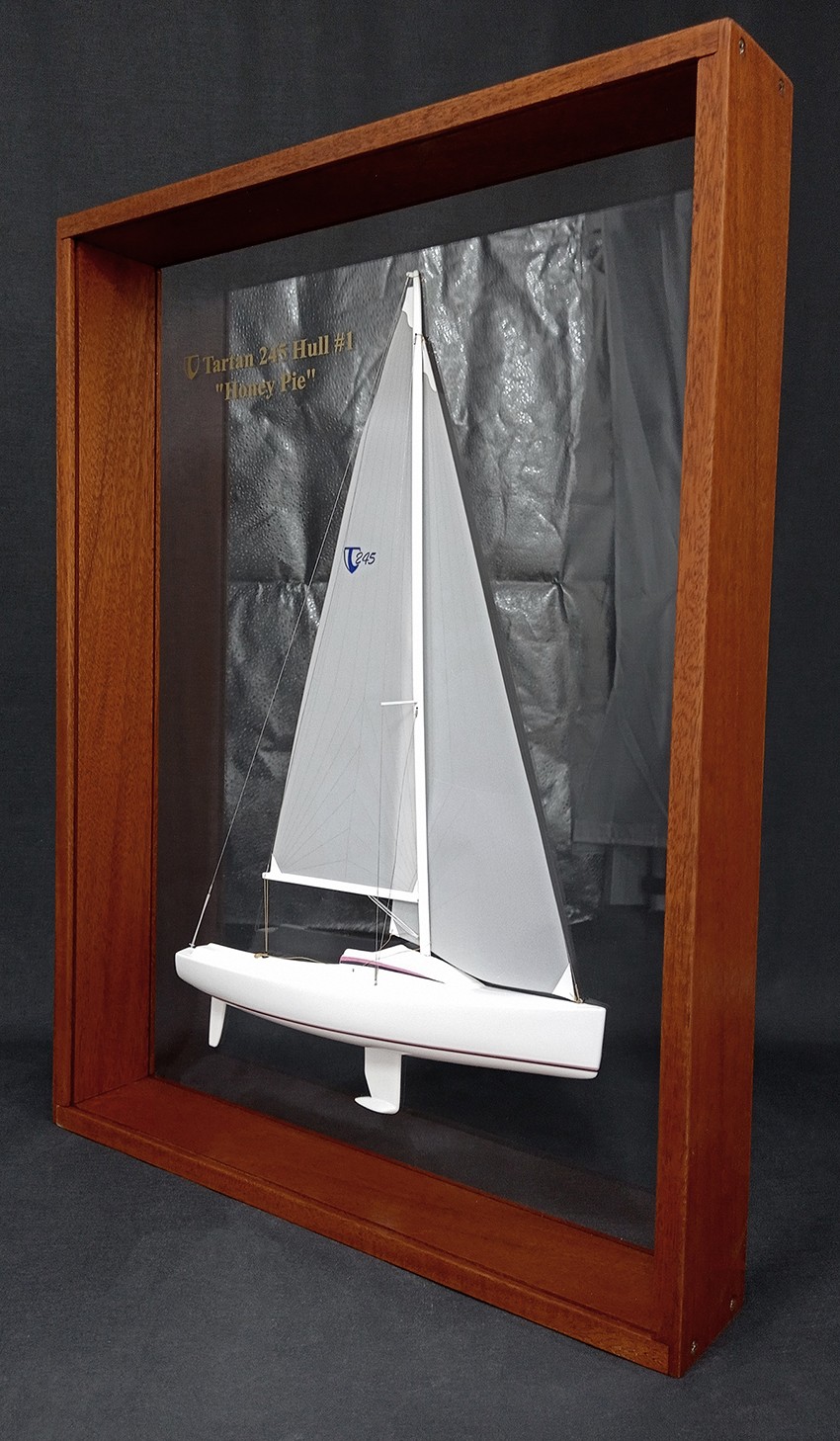 Custom Half Models - Tartan - Tartan 245 framed half model - Abordage