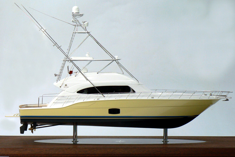 Custom Models - Bertram - Bertram 700 "Ghilo" - Abordage