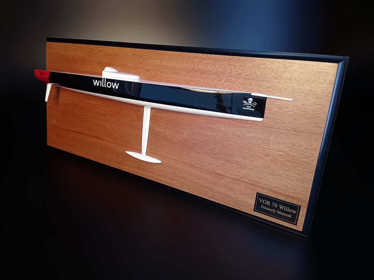 Custom Half Models - - Volvo Ocean Race VOR 70 Ericson 3 -WILLOW- custom half hull - Abordage