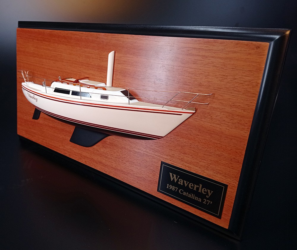 Custom Half Models - Catalina - Catalina 27 custom half model with deck details - Abordage