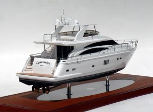 Custom Models - - Viking 70 "Continuity" - Abordage