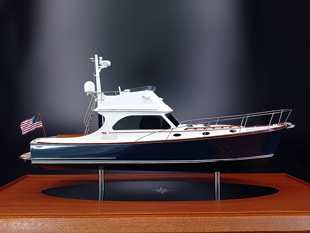 Custom Models - Hinckley - Hinckley Talaria 44 FlyBridge custom model - Abordage