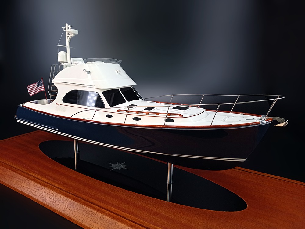 Custom Models - Hinckley - Hinckley Talaria 44 FlyBridge custom model - Abordage