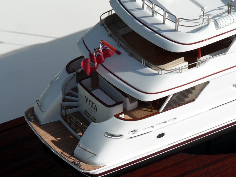 Custom Models - Trinity Yachts - Trinity Yachts Hull No. T-026 "Vita" Tri-Deck Motor Yacht. 150' - Abordage