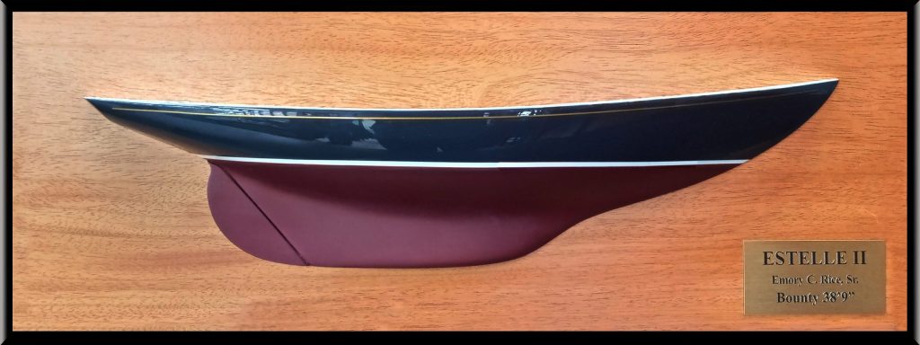 Custom Half Models - - Bounty 38.9 flush deck half hull - Abordage
