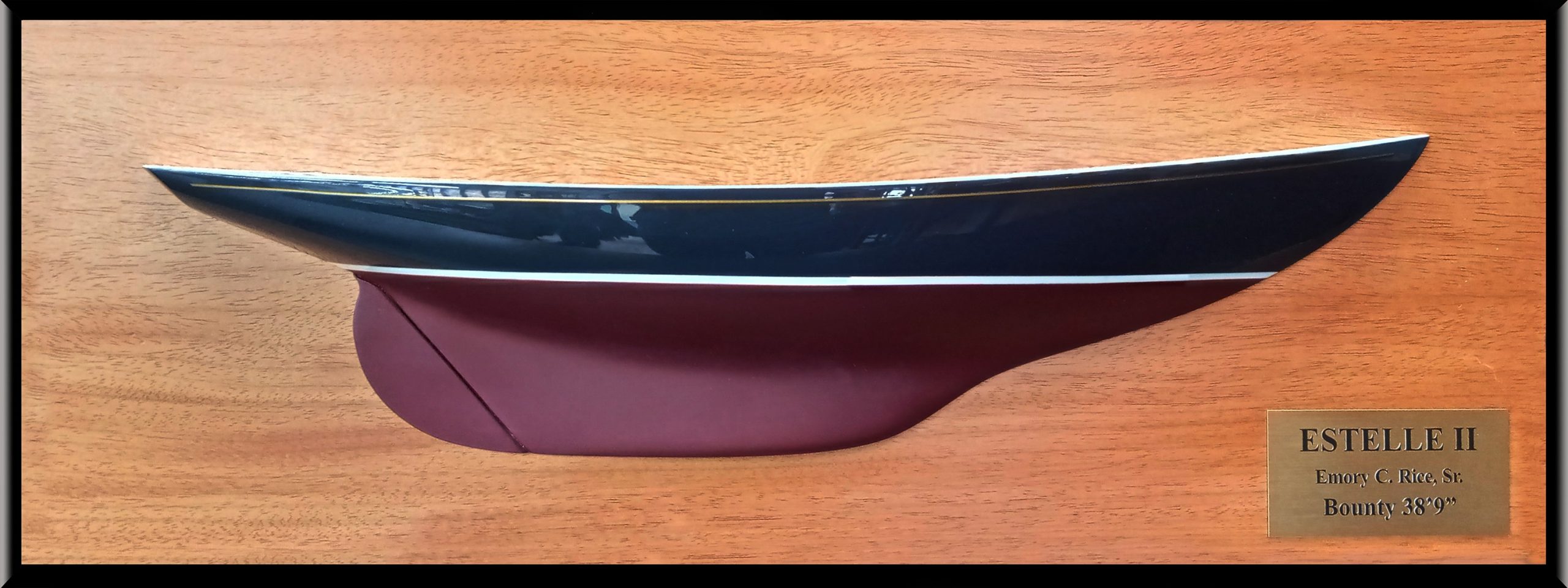 Custom Half Models - - Bounty 38.9 flush deck half hull - Abordage