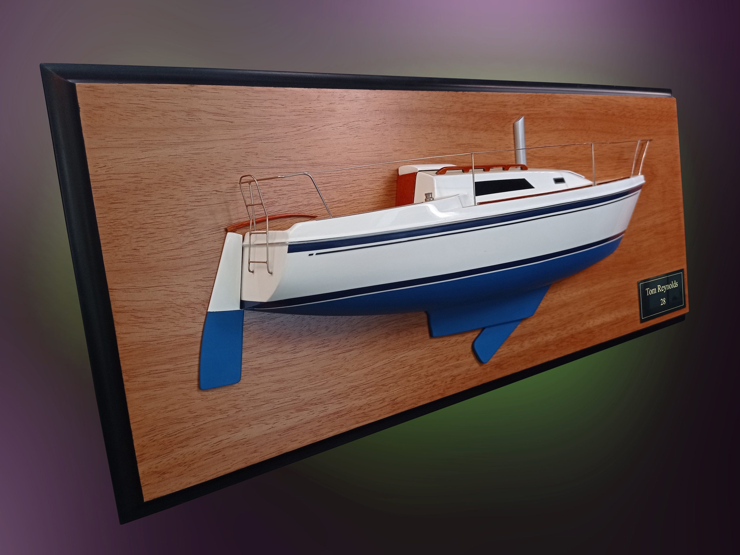 Custom Half Models - - O'Day 26 custom half model with deck details - Abordage