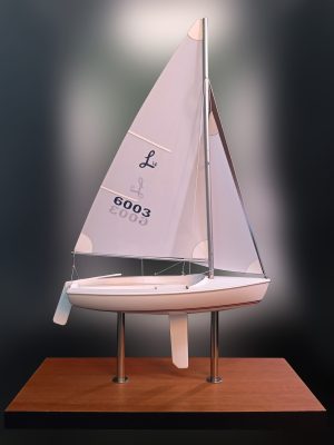 Custom Desk Models - - Lido 14 desk model - Abordage