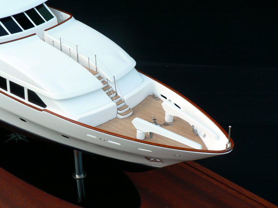 Custom Models - Trident Shipworks - Trident 130' Tri-Deck Motor Yacht "Crili" - Abordage