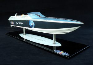 Custom Models - Cigarette - Cigarette 50' "Go Wild" - Abordage