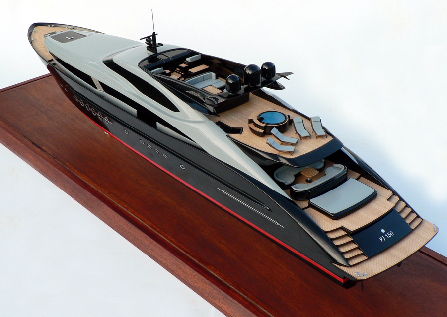 Custom Models - - Palmer Johnson 150 "Rafaone" - Abordage