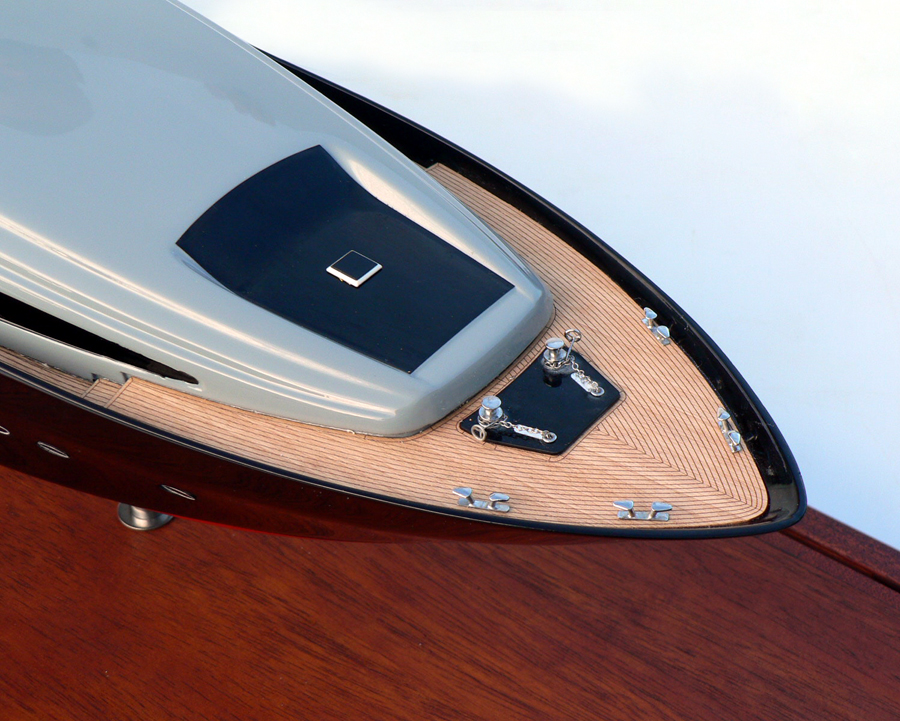 Custom Models - - Palmer Johnson 150 "Rafaone" - Abordage