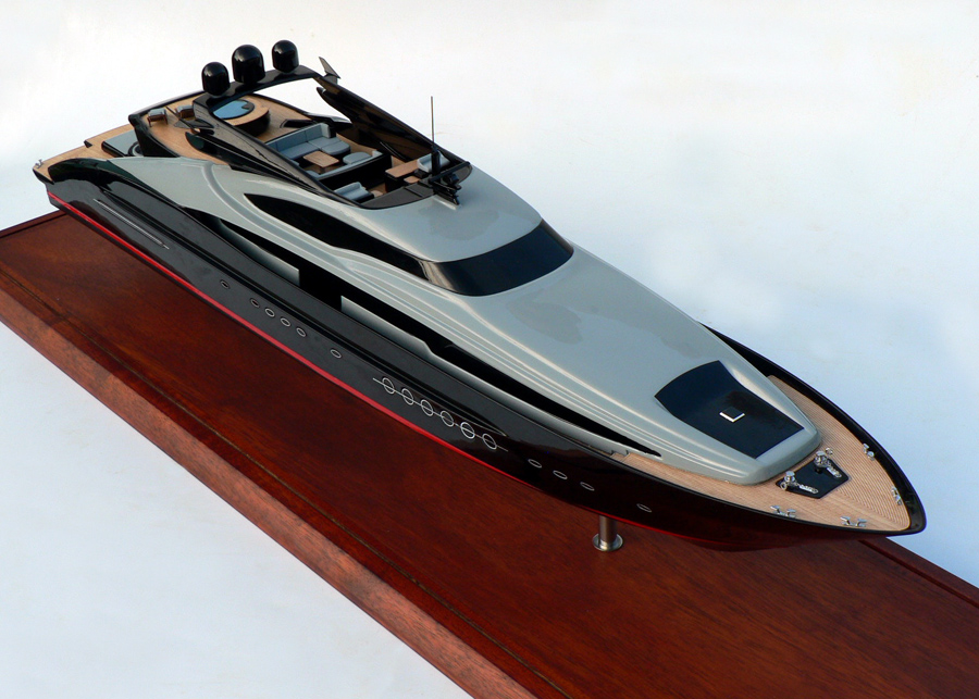Custom Models - - Palmer Johnson 150 "Rafaone" - Abordage