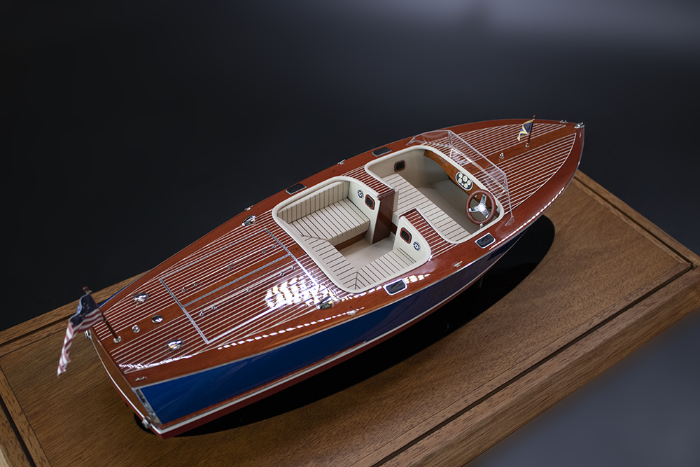 Hacker Craft HC Special Runabout 22 "SERENITY NOW!" model of 18”LOA-CM + DC