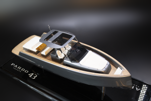 Pardo 43 full custom model