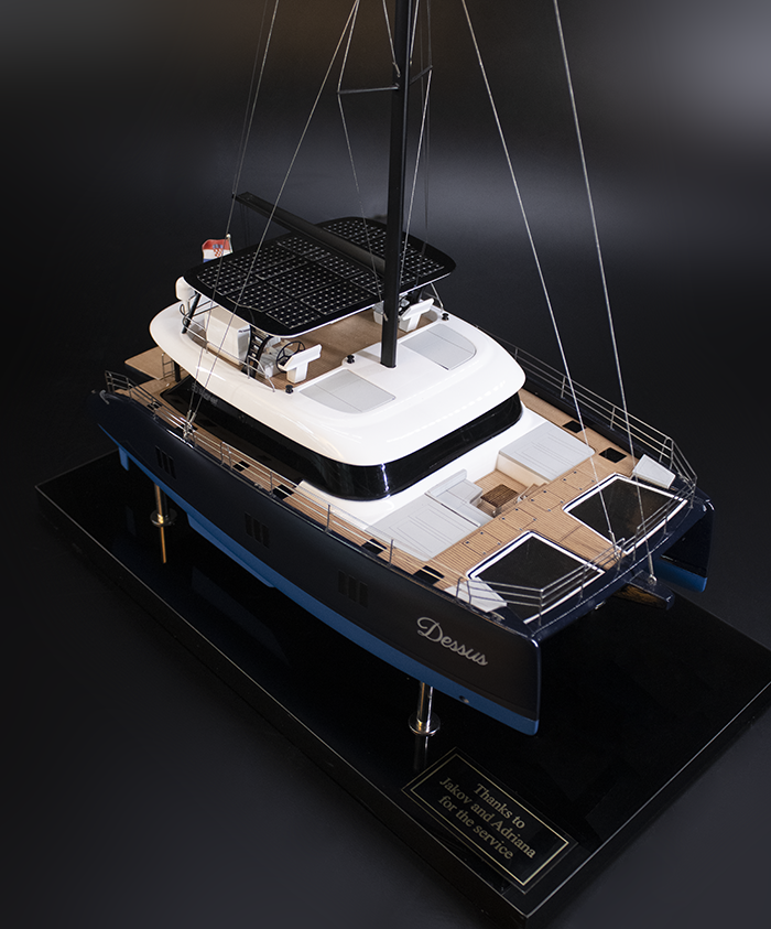 Sunreef Sail 60 desk model